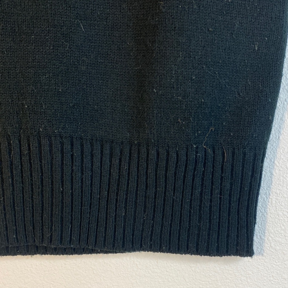 60s Catalina Black and Gold Sleeveless Sweater - Picture 5 of 6